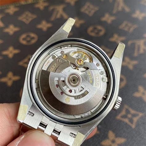 replike rolex movimento kienzle